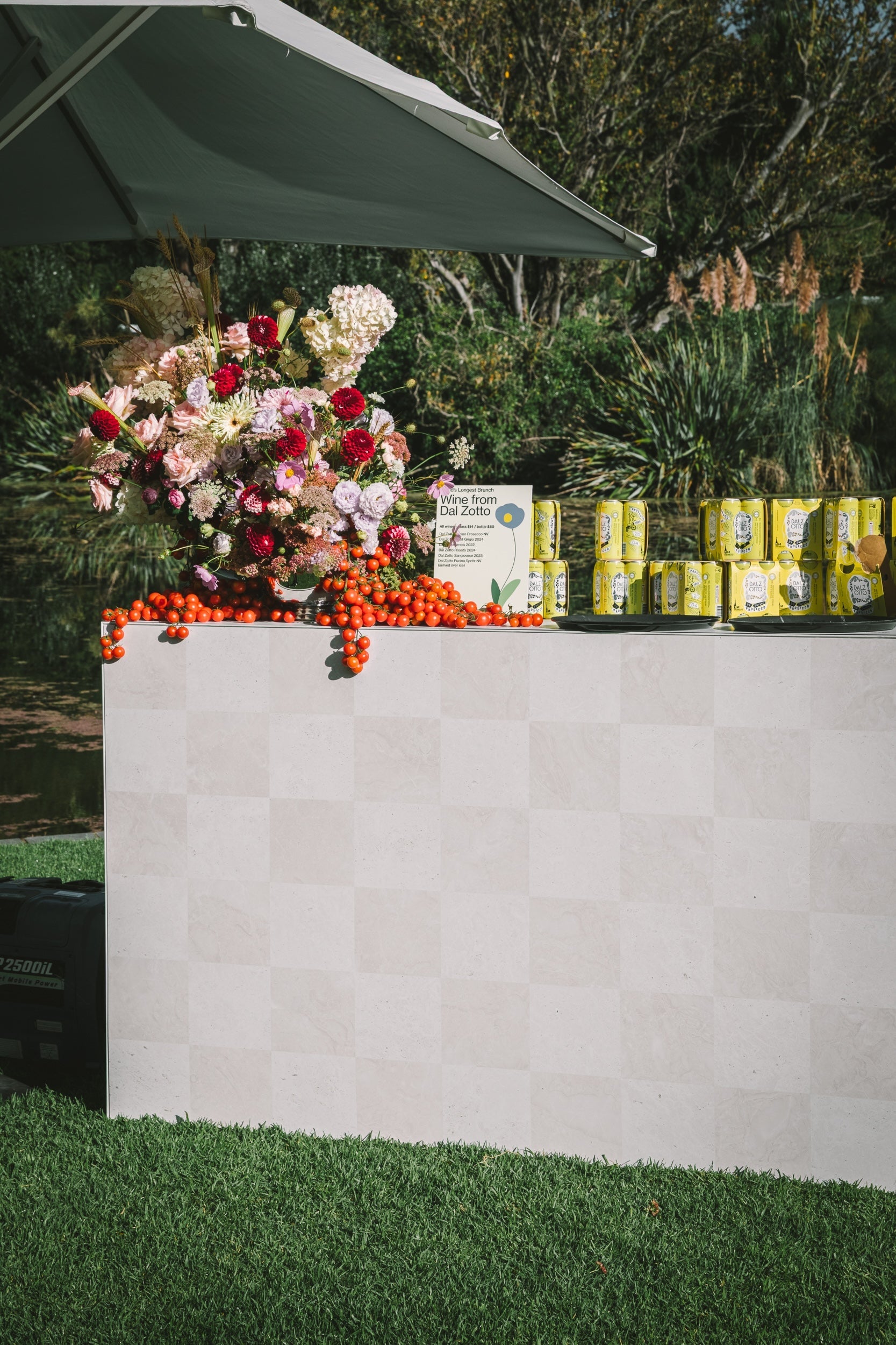 Bar & Food Stations