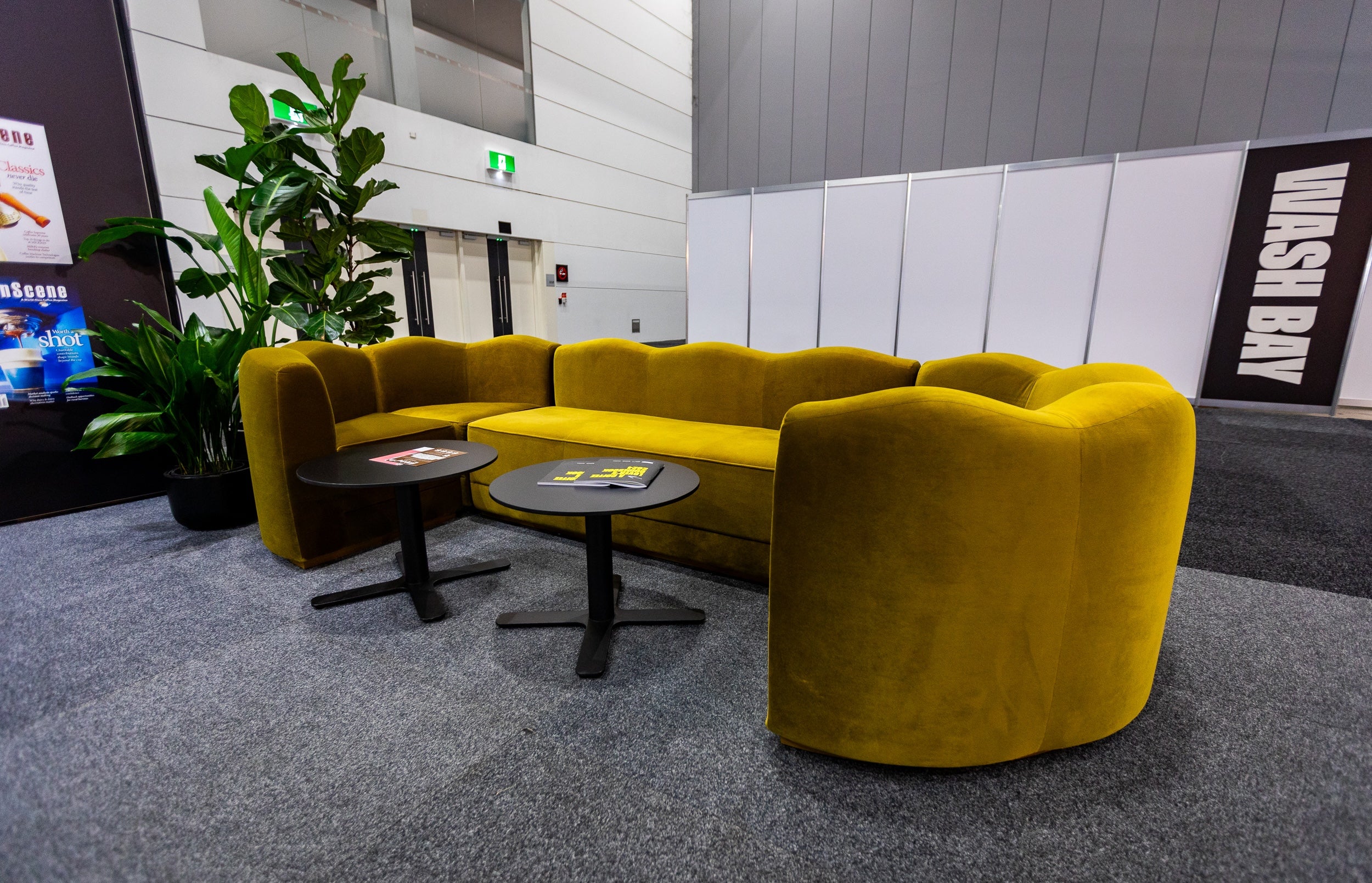 Plus Side Table (Round)