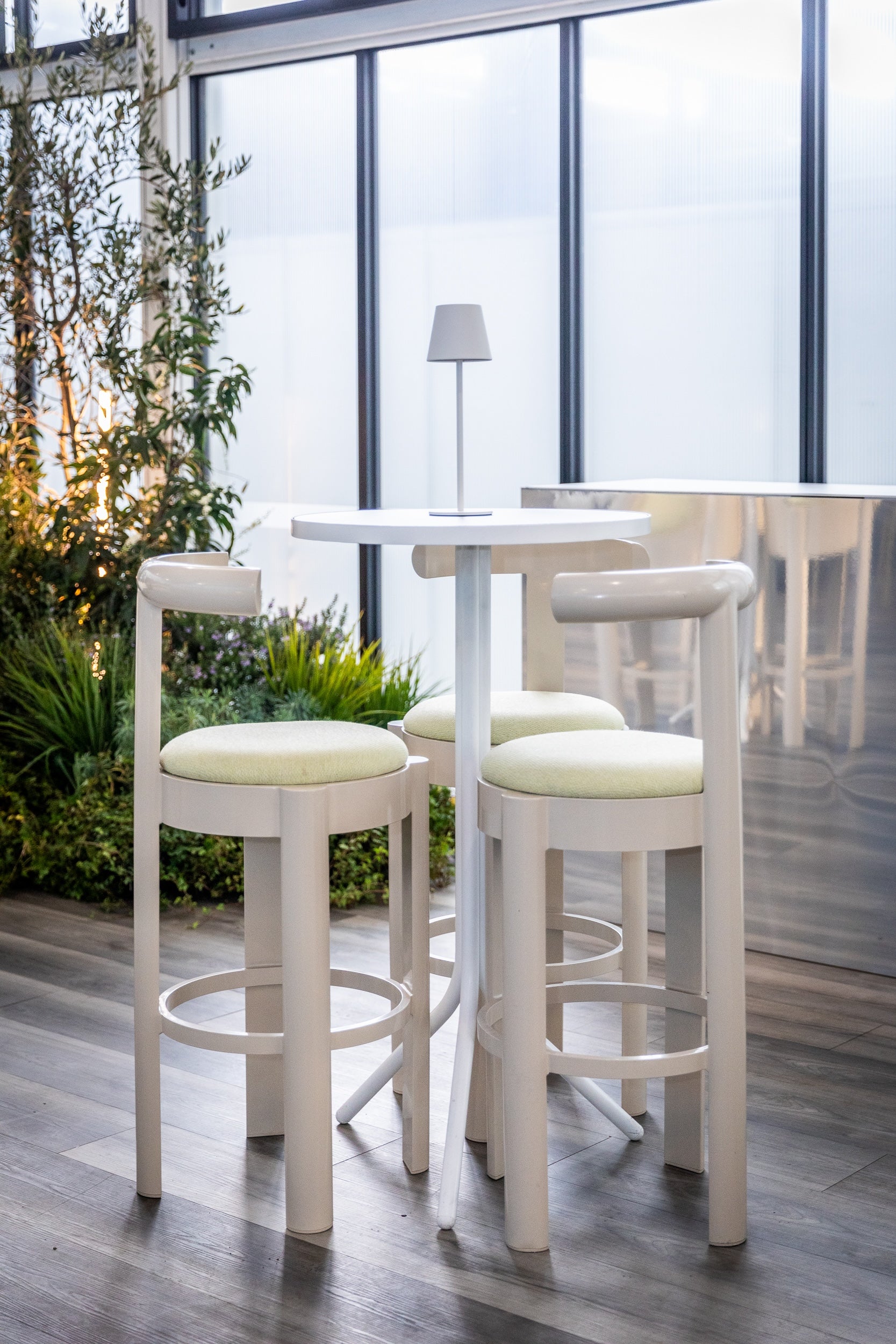 Poseidon Bar Table - Neutral (Round)