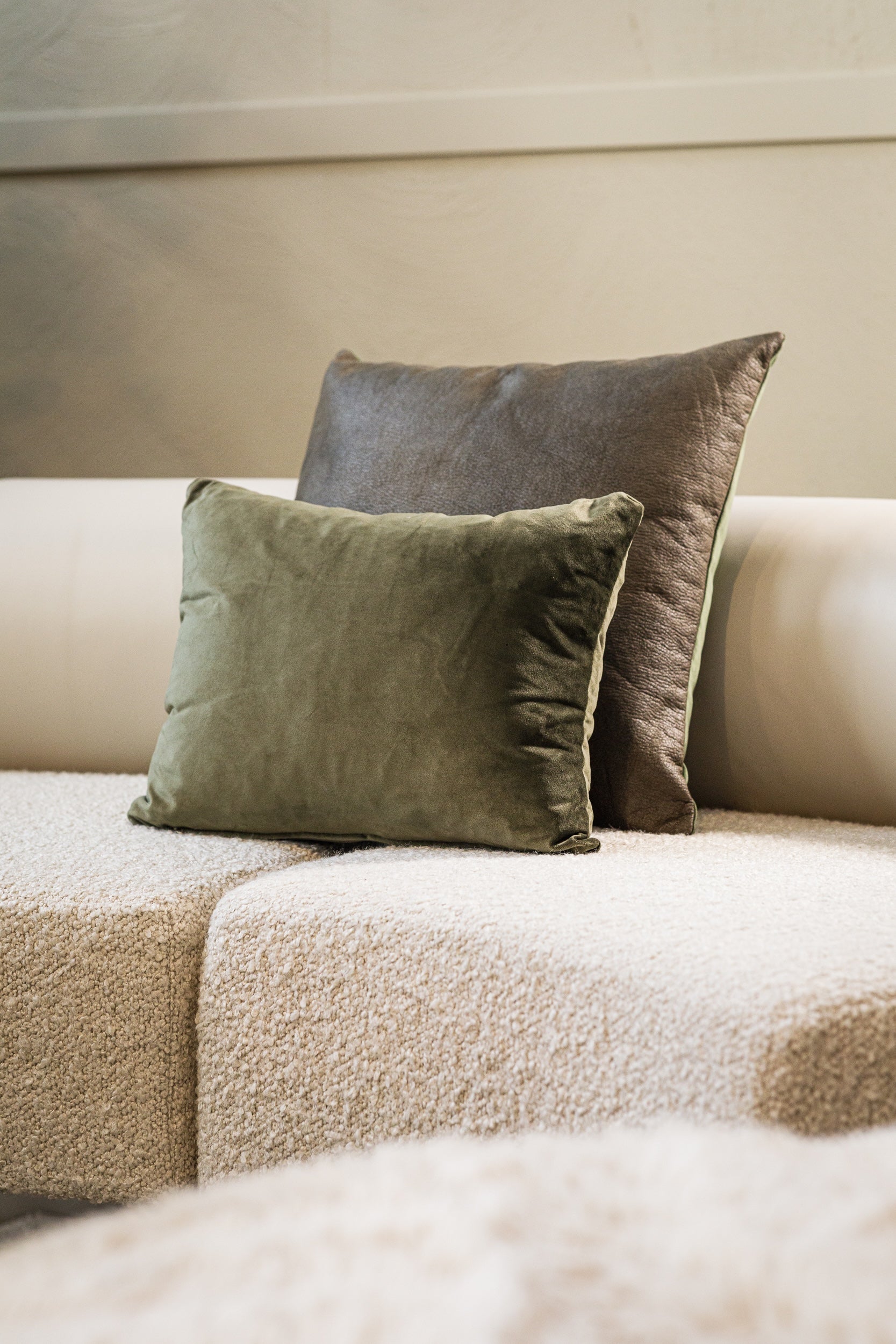Duo Cushion