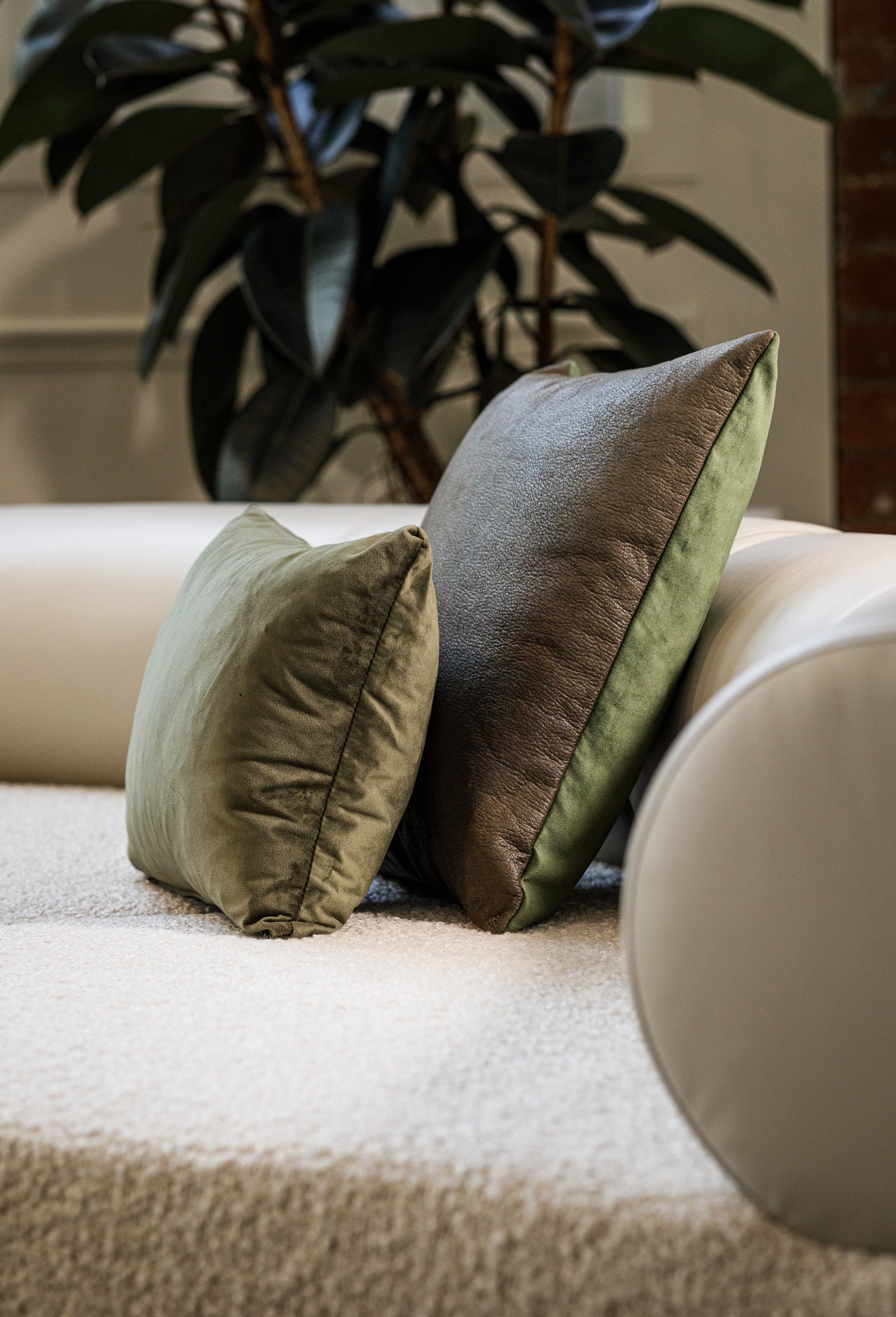 Duo Cushion