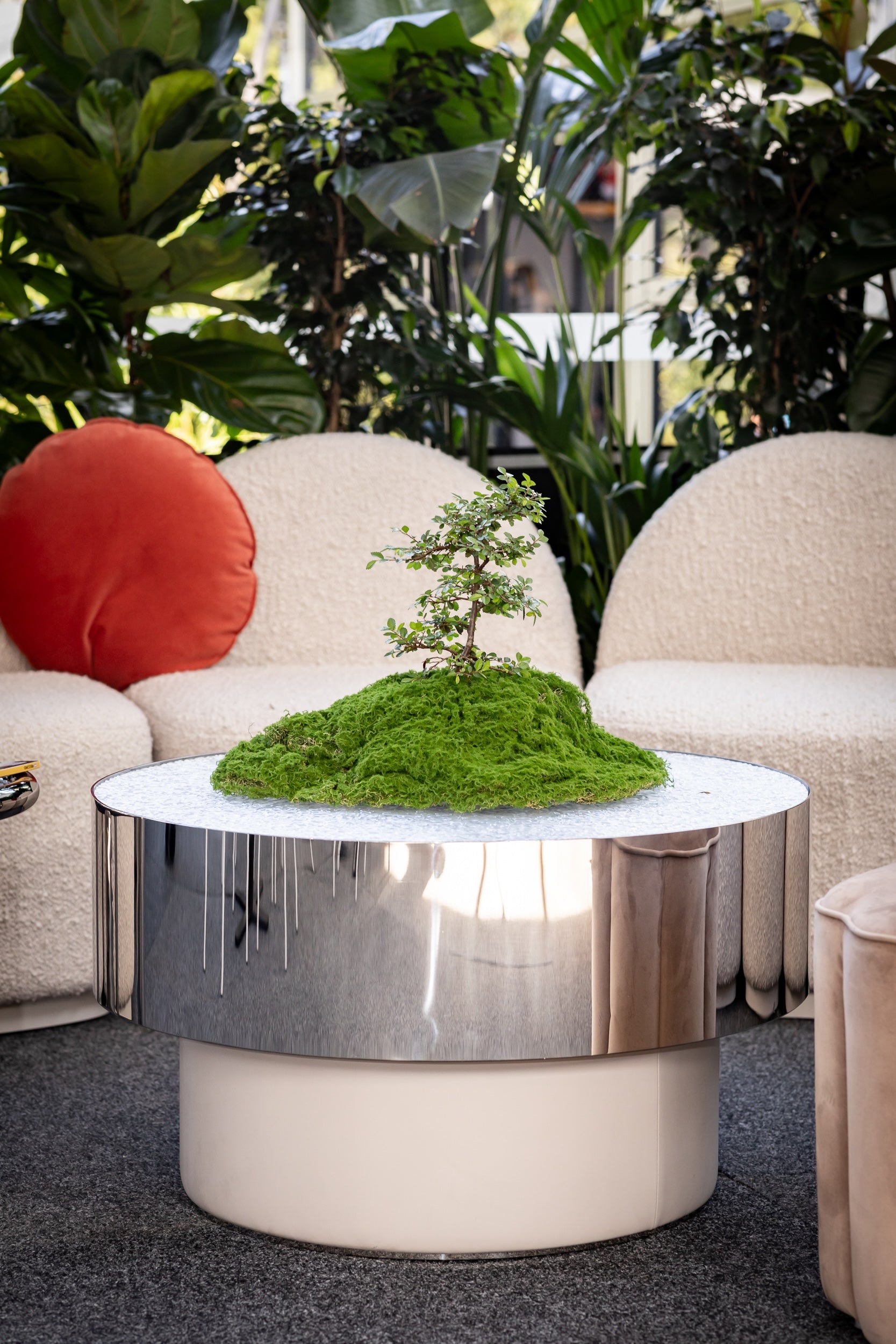 Zeon Coffee Table