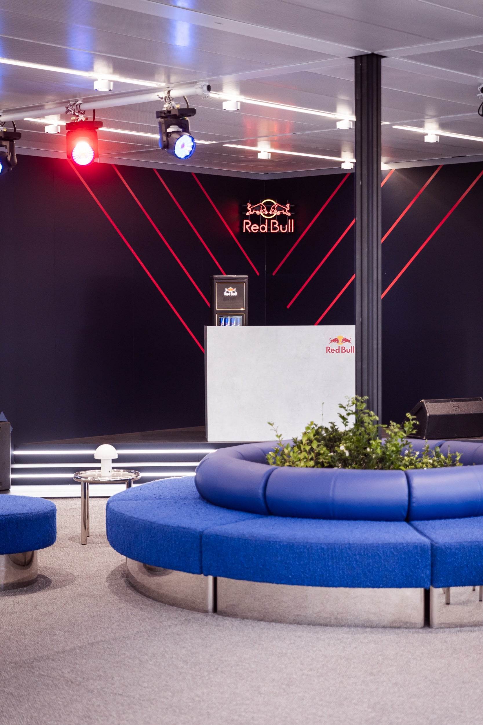 Zeon Modular Lounge