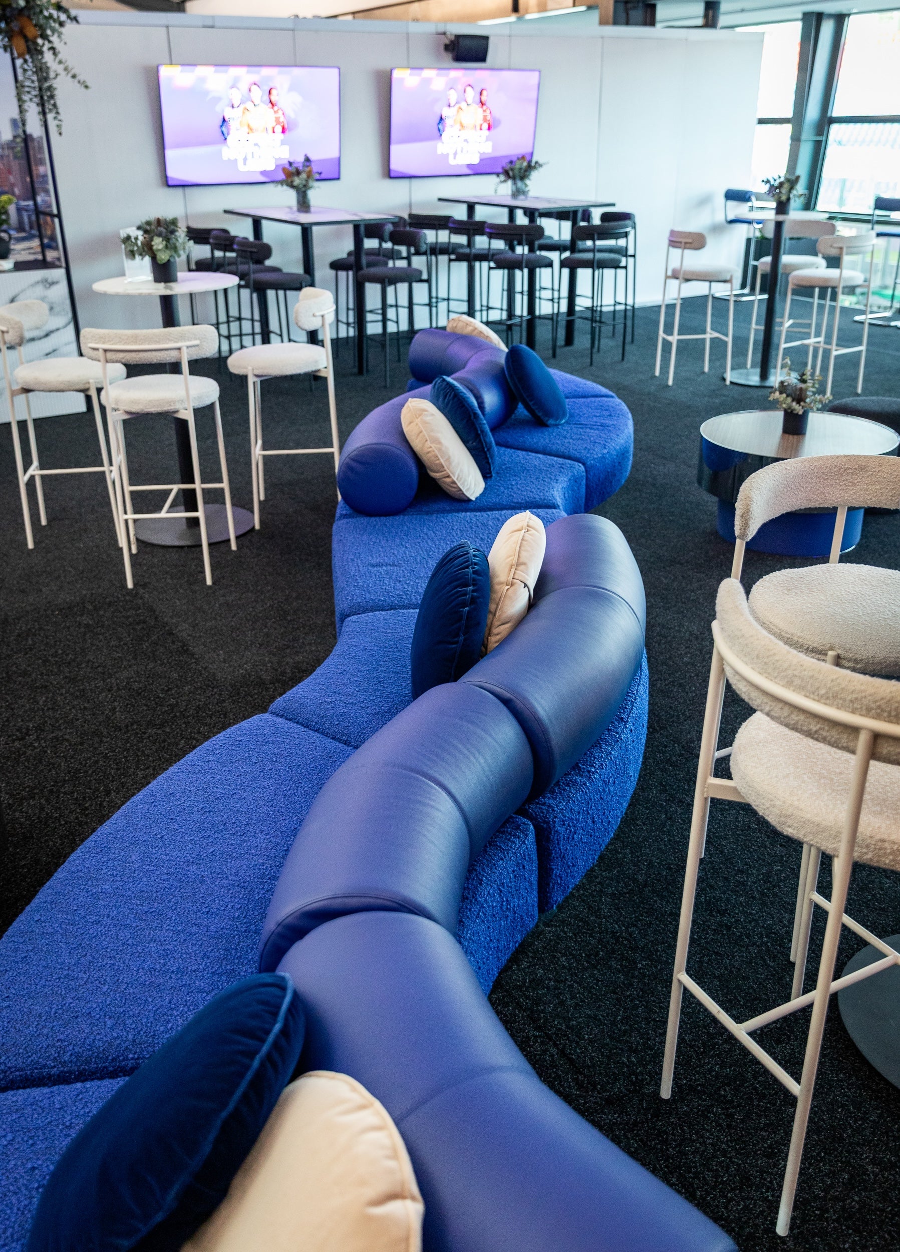 Zeon Modular Lounge