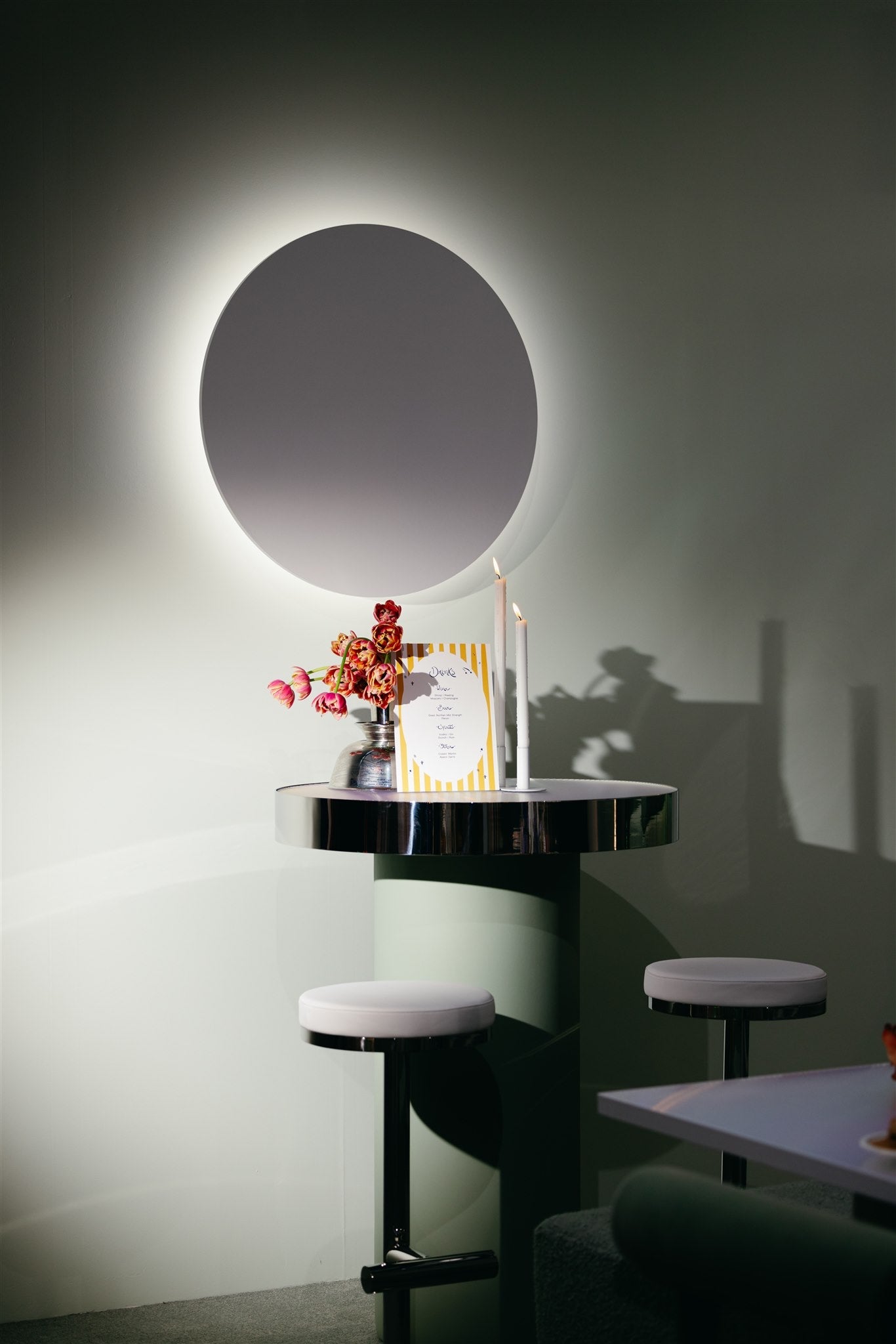 Zeon Bar Table