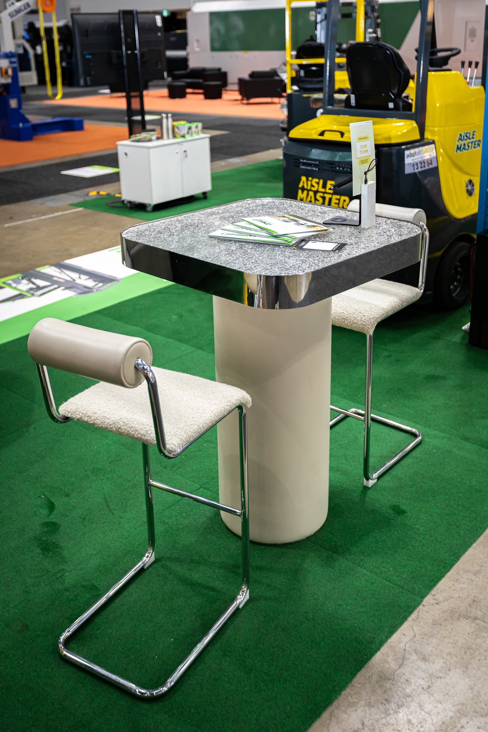 Zeon Bar Stool