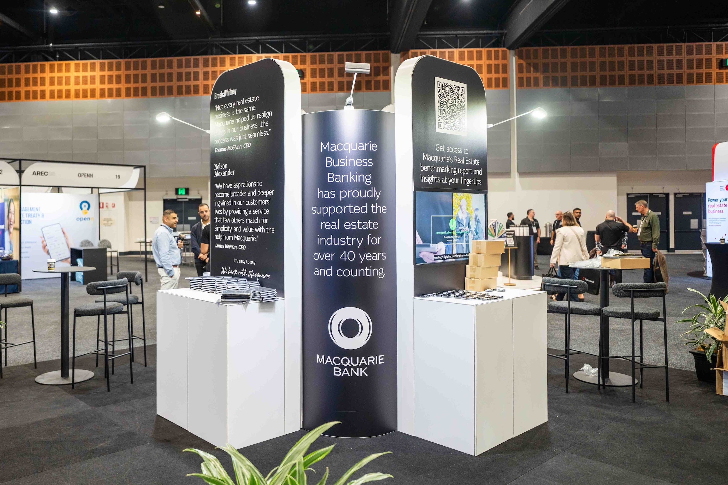 Portico - 6x6 Island