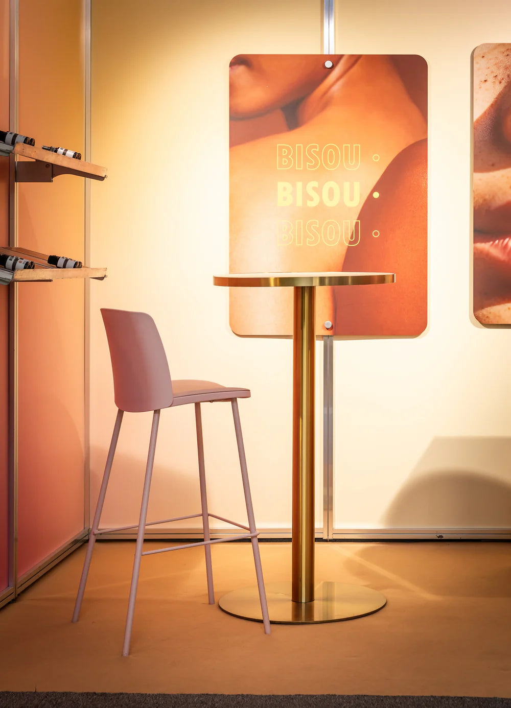 Sia Stool