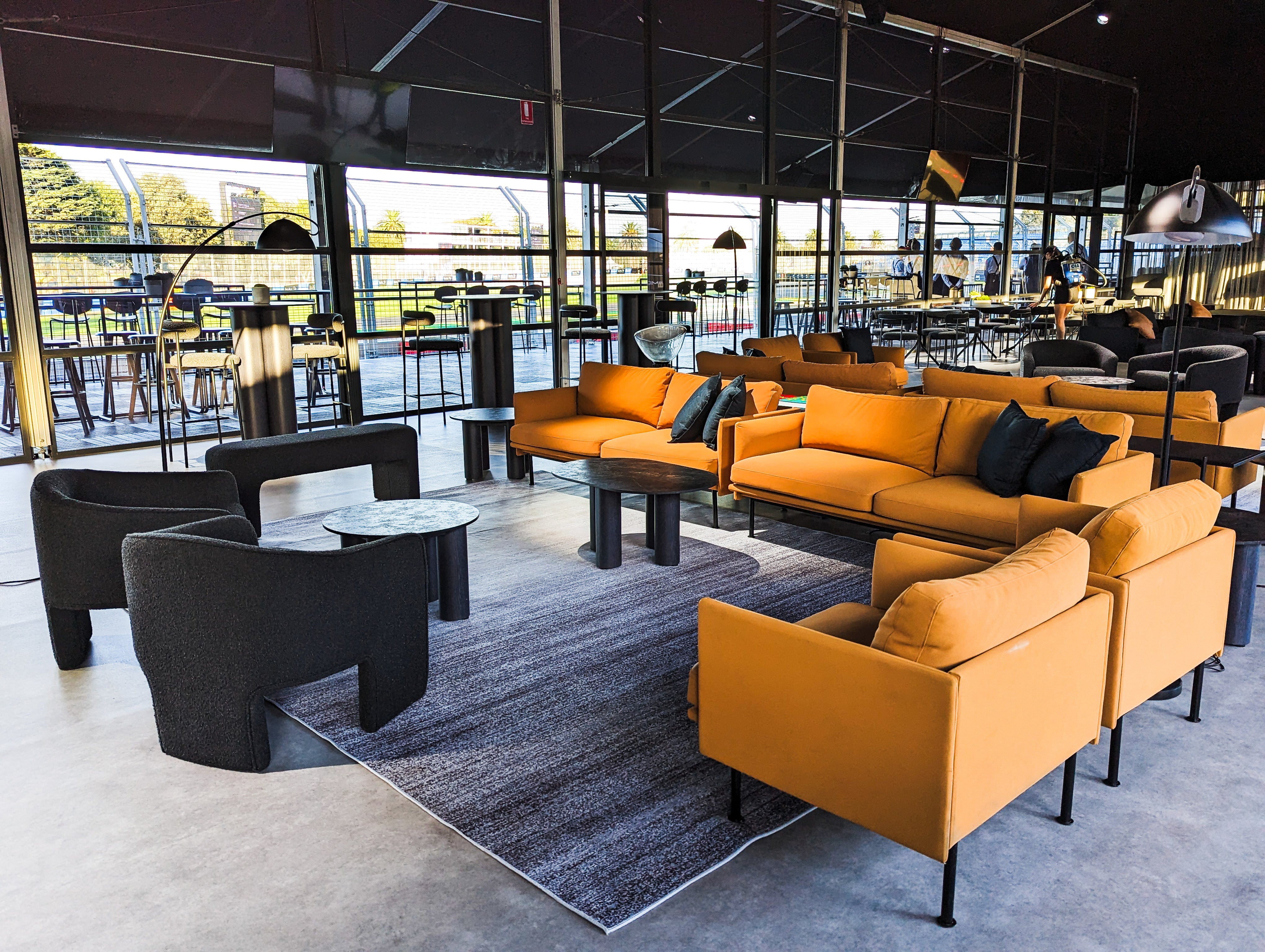 Luca Lounge