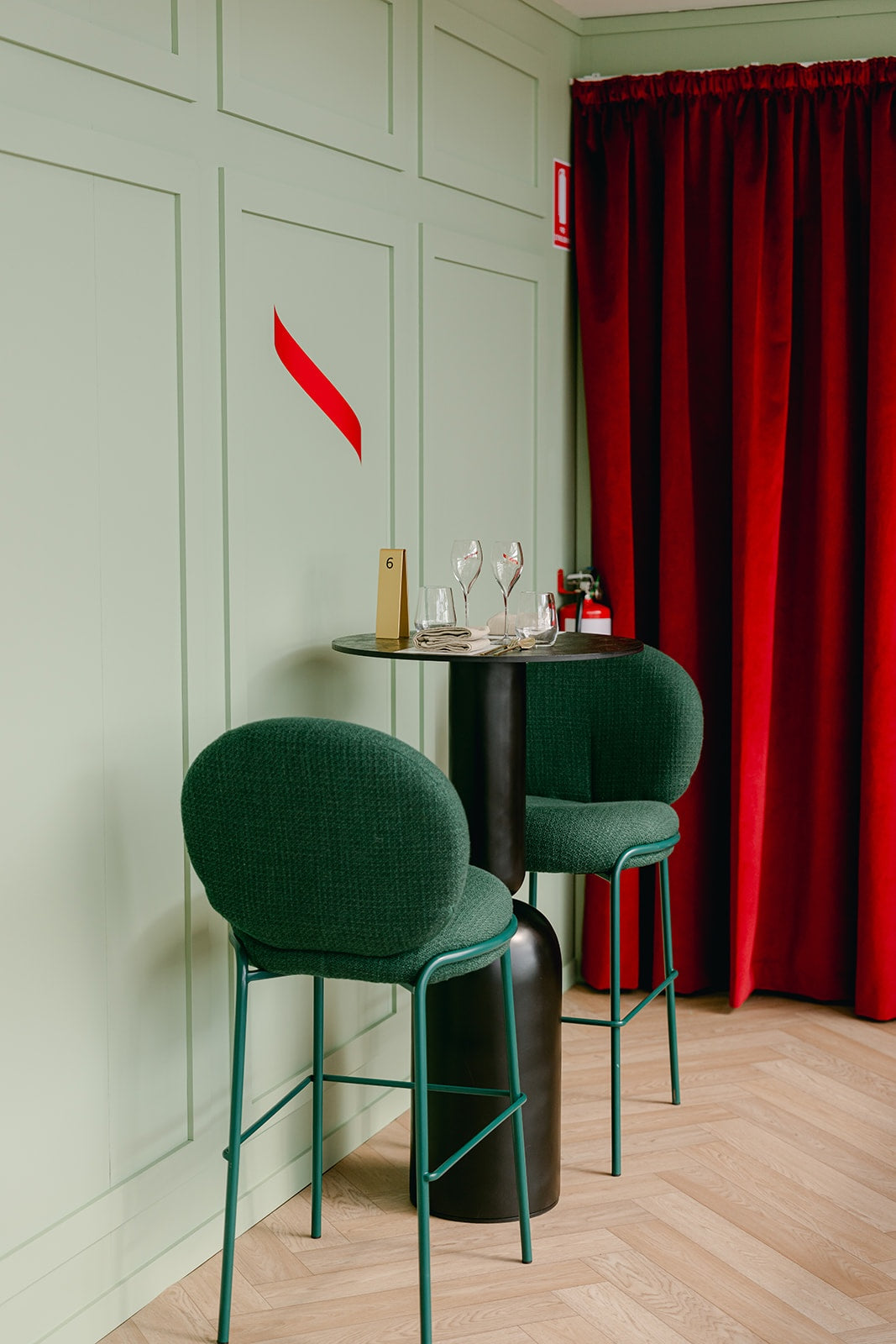 Pearl Stool