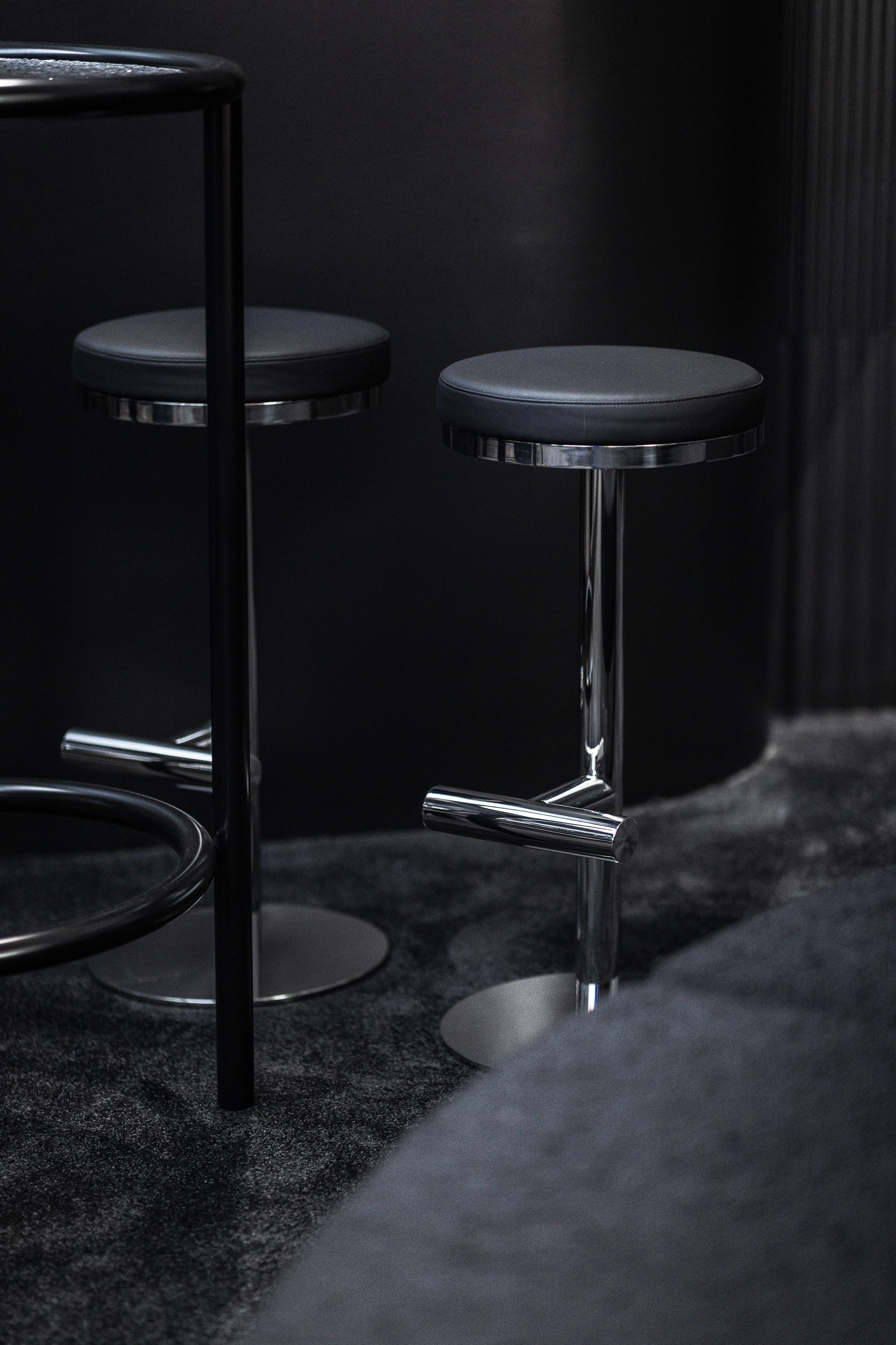Aura Stool