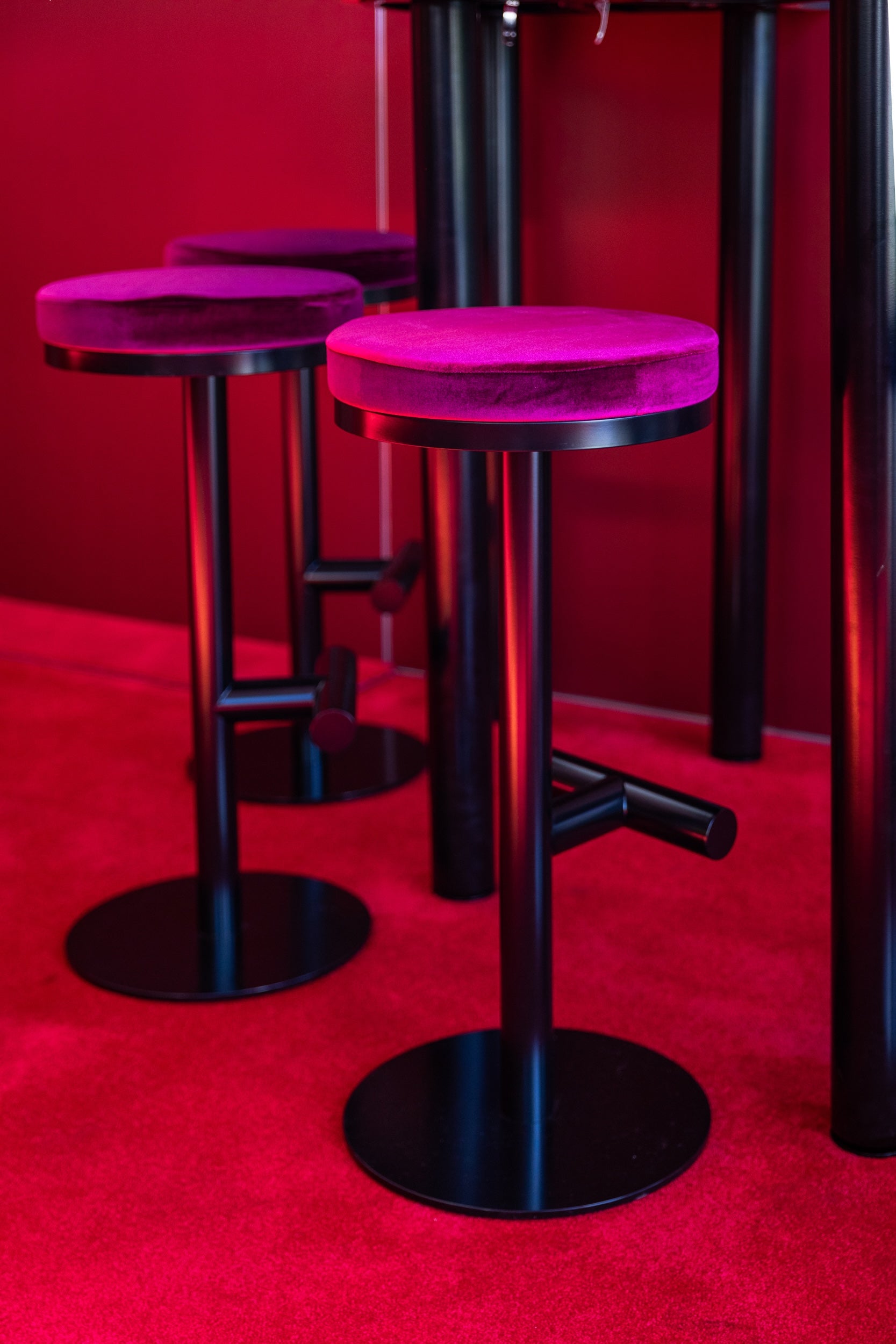 Aura Stool