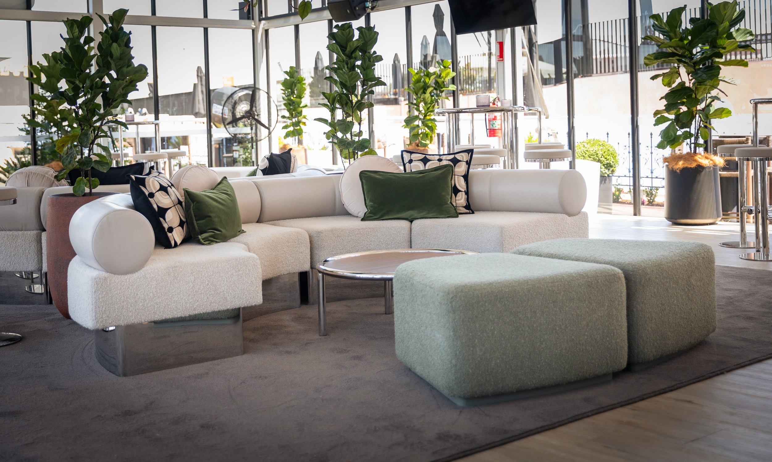 Zeon Modular Lounge