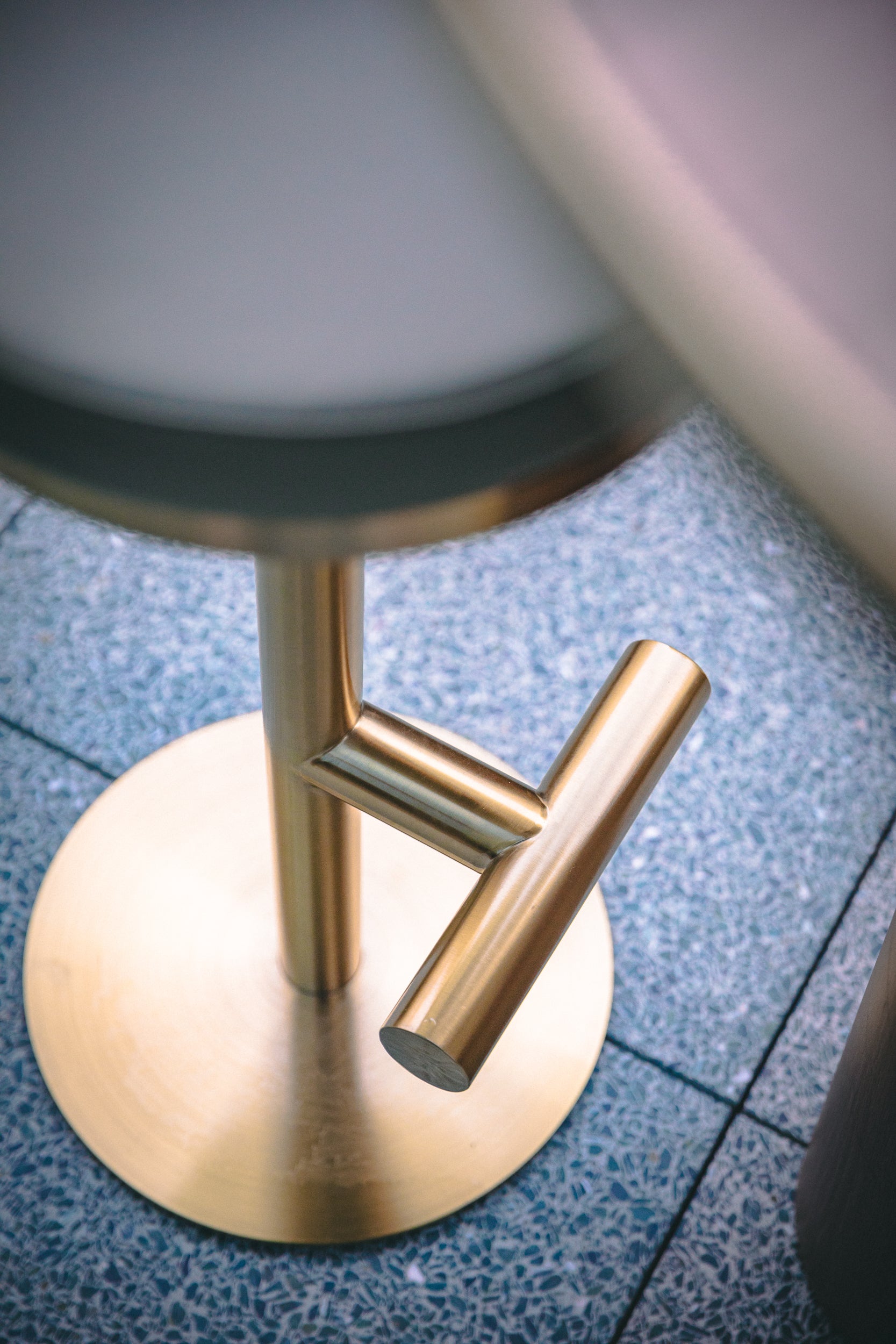 Aura Stool